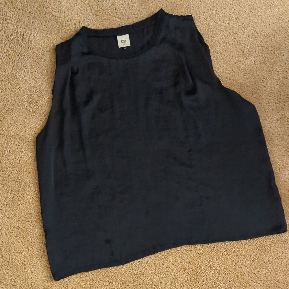 Calvin Klein Elegant Black Sleeveless Blouse